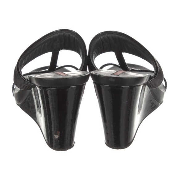 Authentic Prada T Strap Sandals, size 10, typically runs half size smaller - Picture 3 of 4